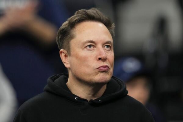 Musk é malvisto por mais da metade dos americanos, apontam pesquisas