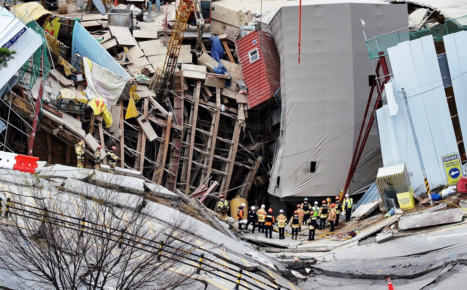 Desabamento em obras do metrô na Coreia do Sul deixa trabalhadores desaparecidos