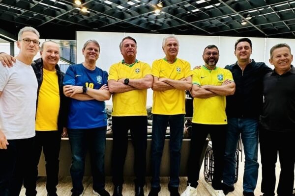 Caiado elogia Bolsonaro: ‘Grande líder da direita’