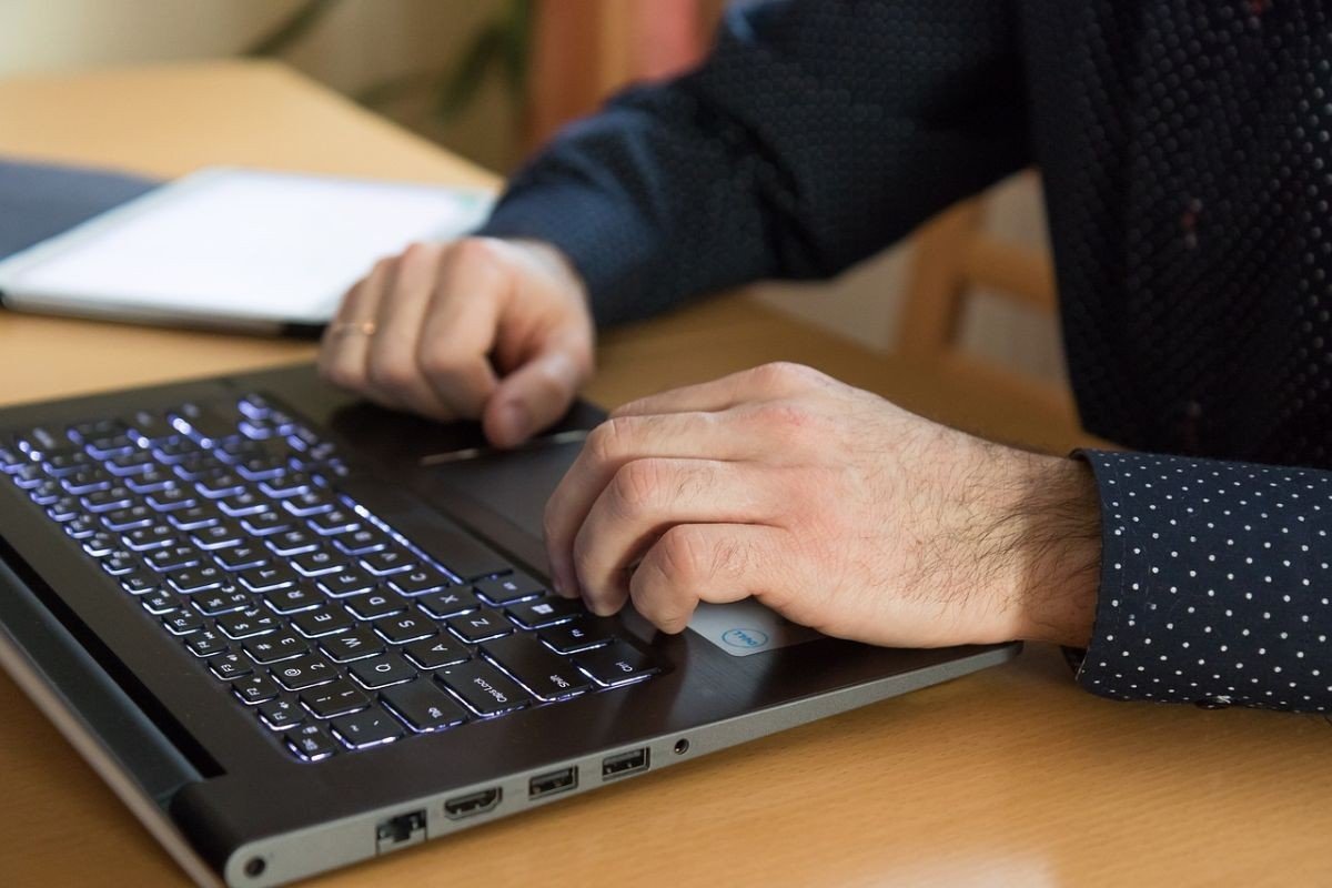 São Vicente, SP, abre inscrições para curso de programação gratuito; saiba como participar