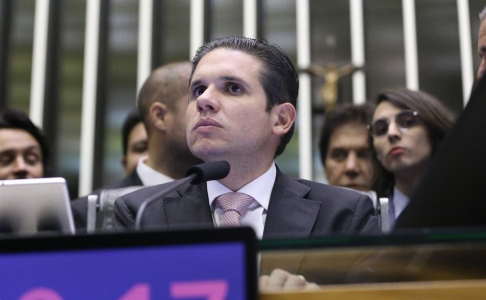 Zucco defende expulsão de deputado do PL que não votou pela urgência da anistia