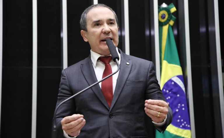 Projeto permite prisão preventiva nos crimes sexuais praticados por familiares contra crianças e adolescentes