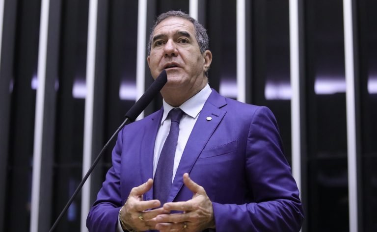 Comissão aprova multa para cobrança de tarifa bancária de organizações sociais