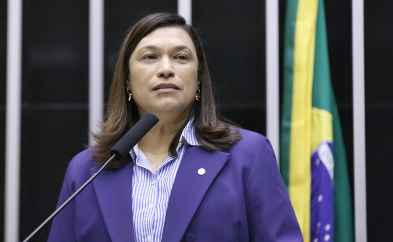 Comissão aprova projeto que prevê ação penal pública em estelionato contra pessoa com deficiência intelectual ou sensorial