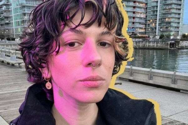 Conselheira escolar, musicista: quem era a brasileira que morreu atropelada em festival no Canadá