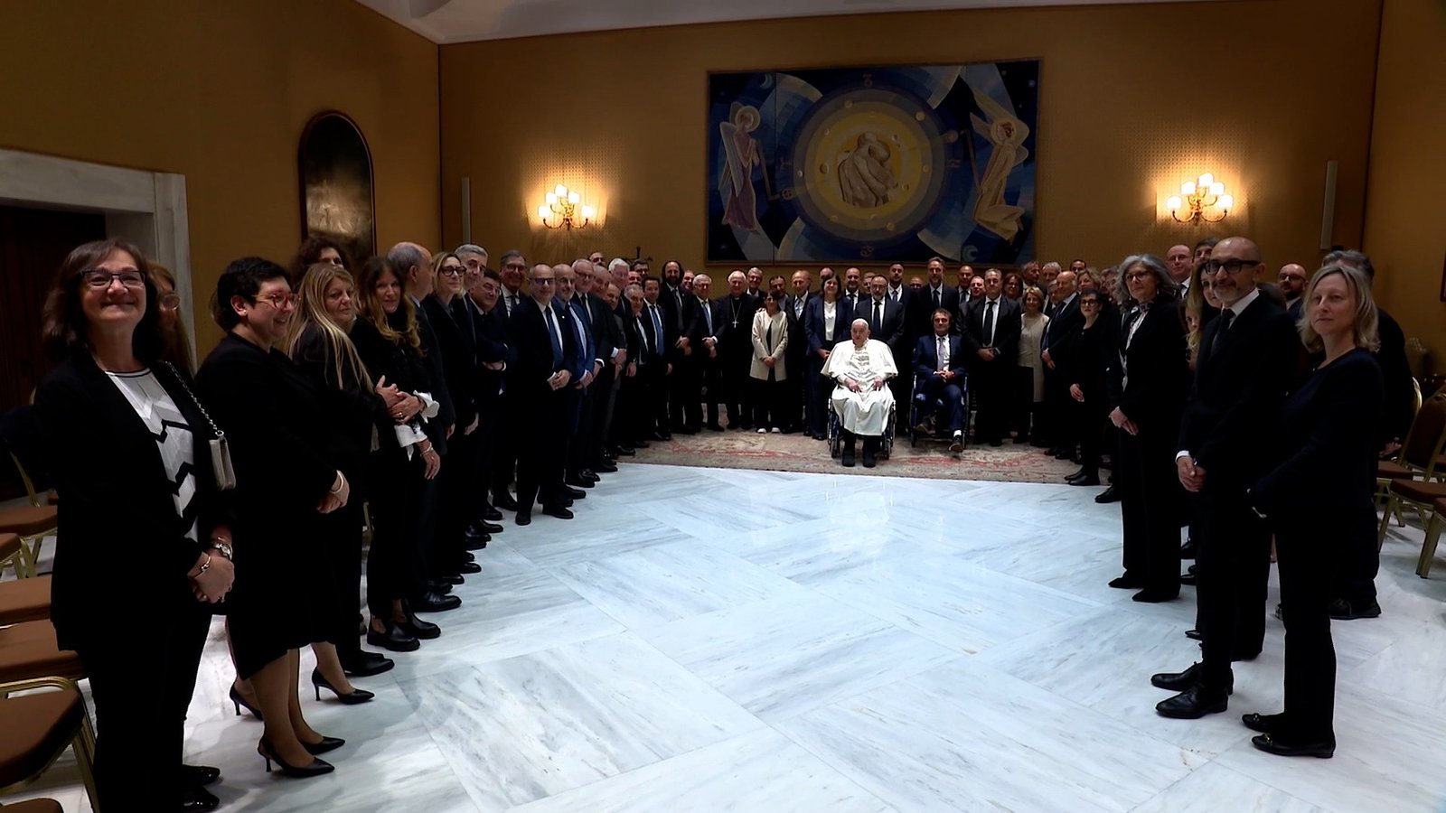Papa Francisco reencontra equipe que cuidou dele durante internação: ‘Obrigado por tudo que fizeram por mim’