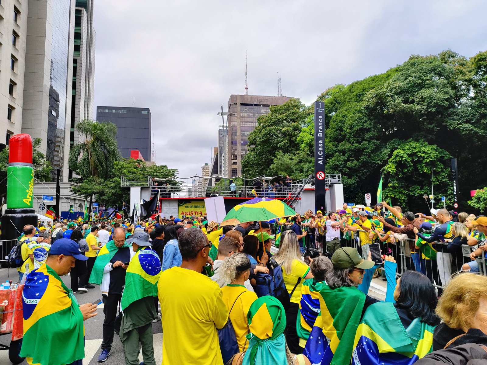 Galeria: confira fotos do ato pela anistia na Avenida Paulista