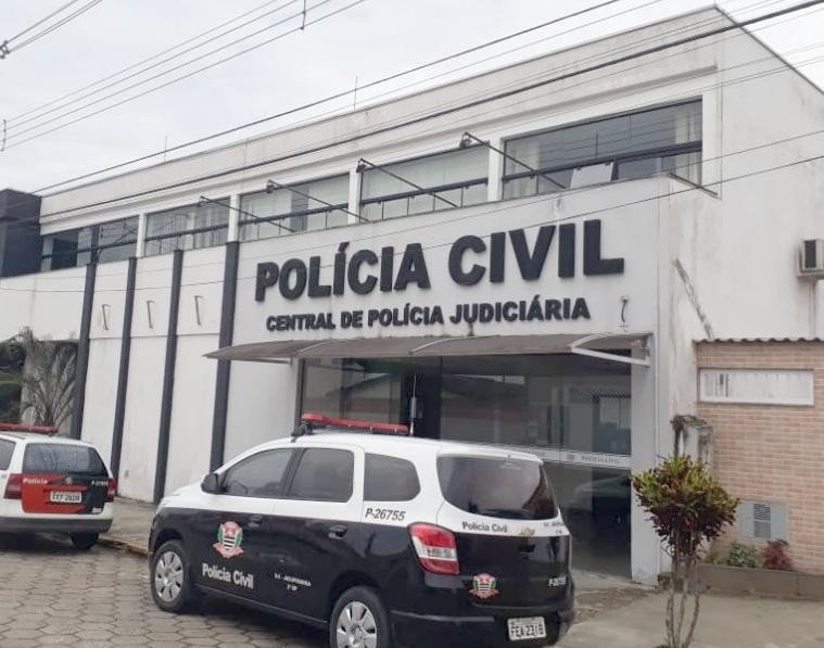 Idoso é investigado por fazer gestos obscenos a menina de 10 anos em praça no interior de SP