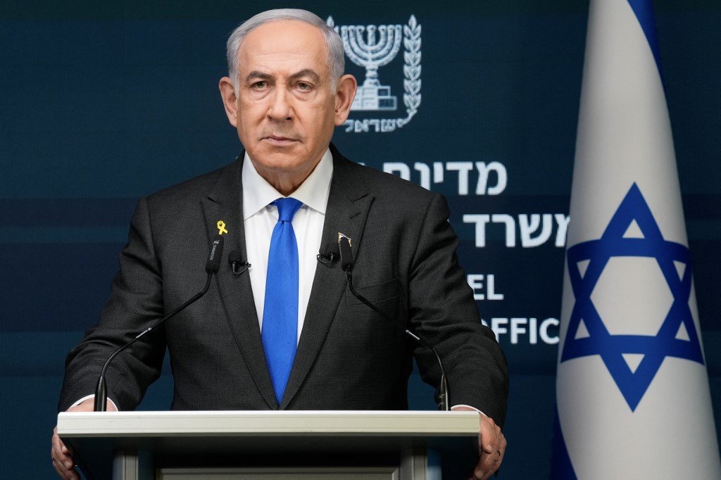 Netanyahu promete agir contra os Houthis após ataque ao principal aeroporto de Israel