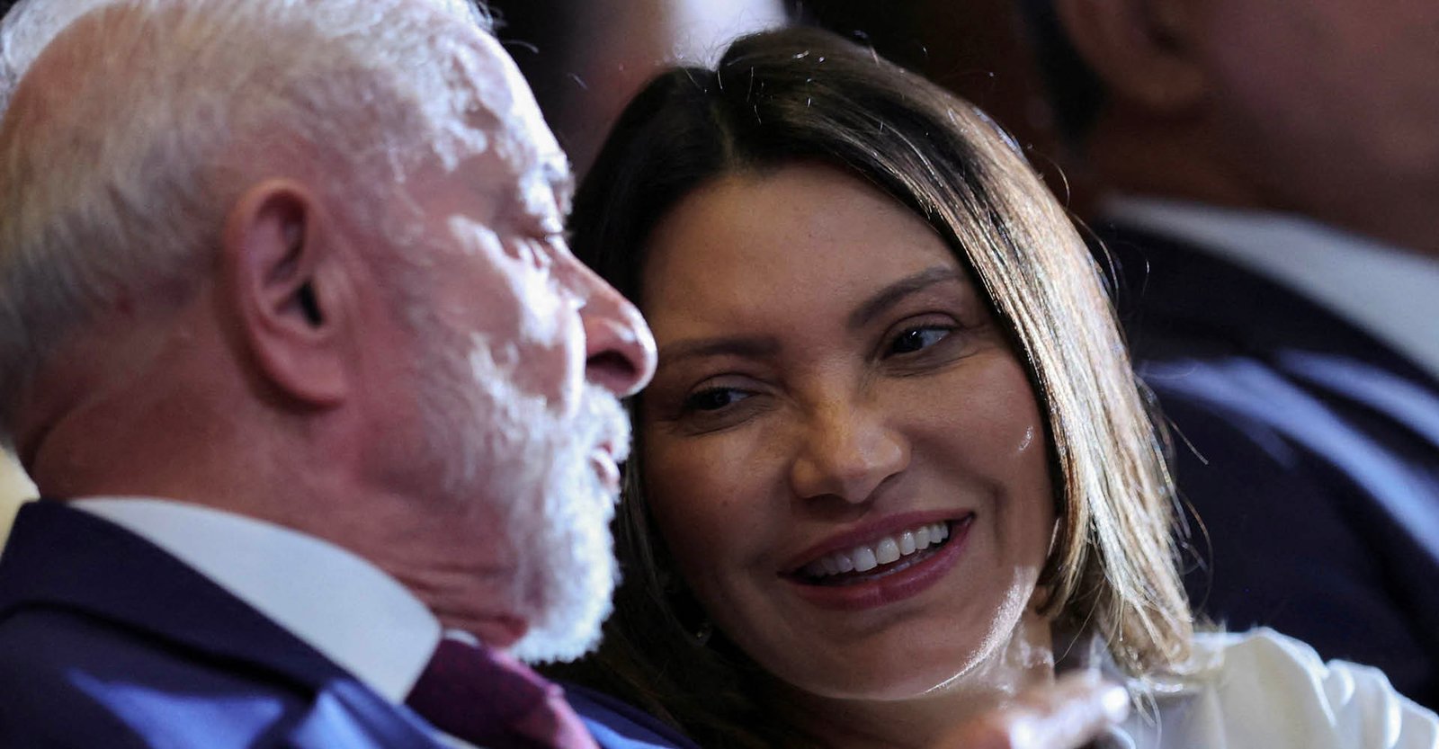 Lula assume que quer importar censura chinesa
