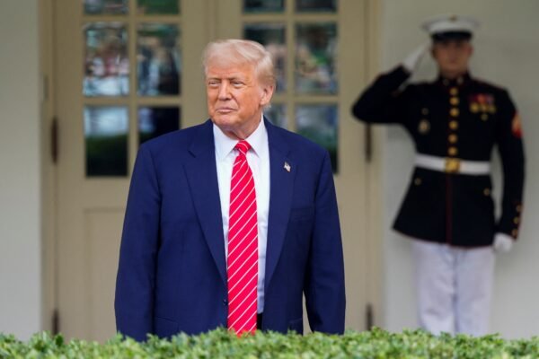 Trump diz que aumentará o comércio com a Índia e o Paquistão