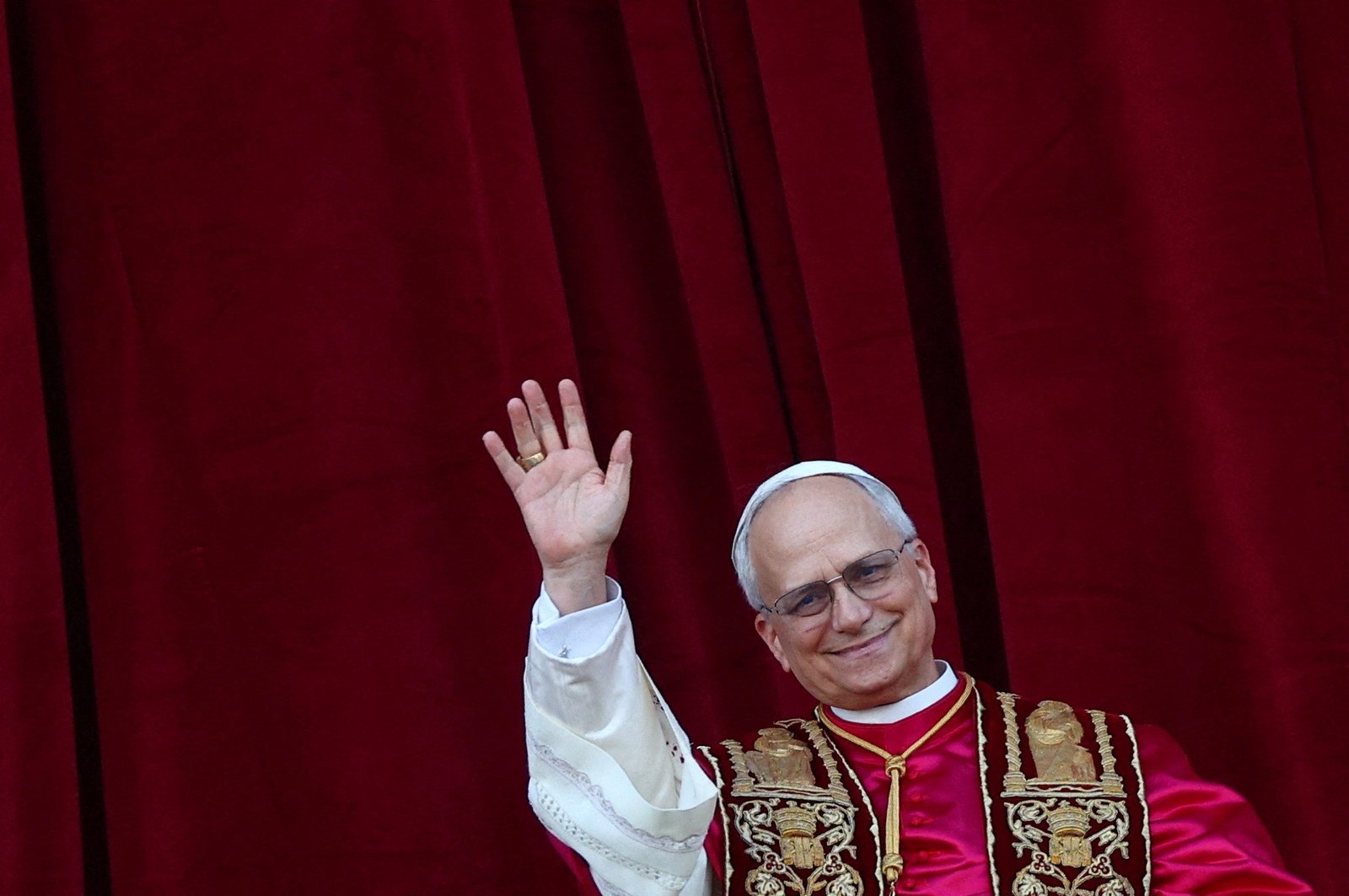 Papa citar a paz tantas vezes é uma ‘coisa complicada para o mundo’, diz especialista sobre discurso inaugural de Leão XIV