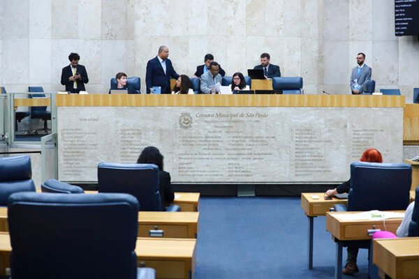 Sessão Plenária: Tecnologia, vacinação contra Covid, ação social e Dia de Rita Lee; confira alguns destaques da sessão desta 5ª