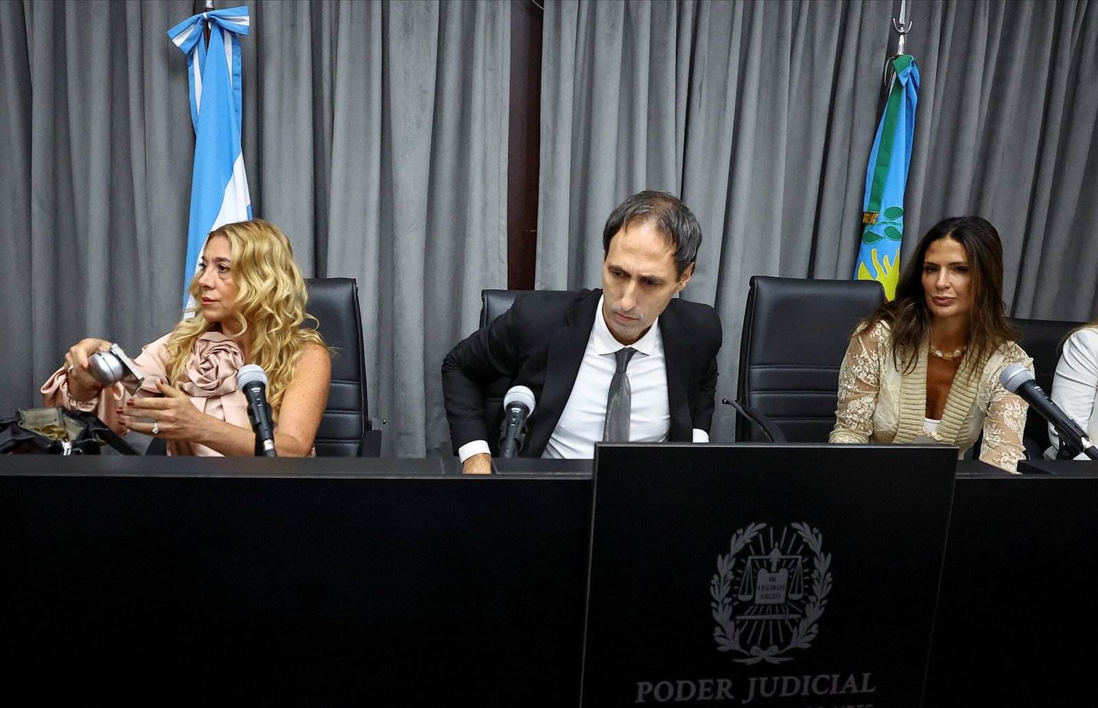 Juíza que julga omissão em morte de Maradona deixa caso após escândalo de gravação de suposto documentário