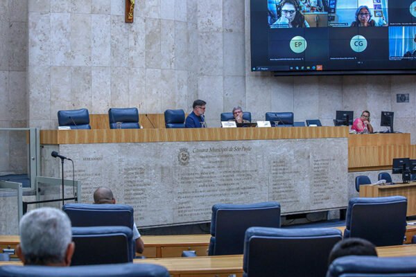 Locação Airbnb, balanço sobre eventos e parques municipais são debatidos na Comissão de Turismo Locação Airbnb, balanço sobre eventos e parques municipais são debatidos na Comissão de Turismo