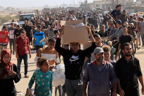 ONU diz que 47 palestinos foram baleados por israelenses ao tentar receber alimentos em Gaza