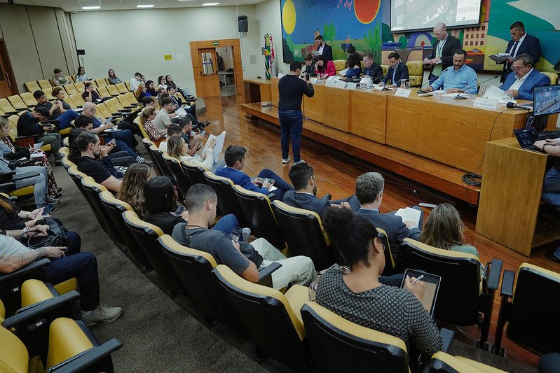 CCJ avança projeto sobre aperfeiçoamento do atendimento ao cidadão na Secretaria da Fazenda