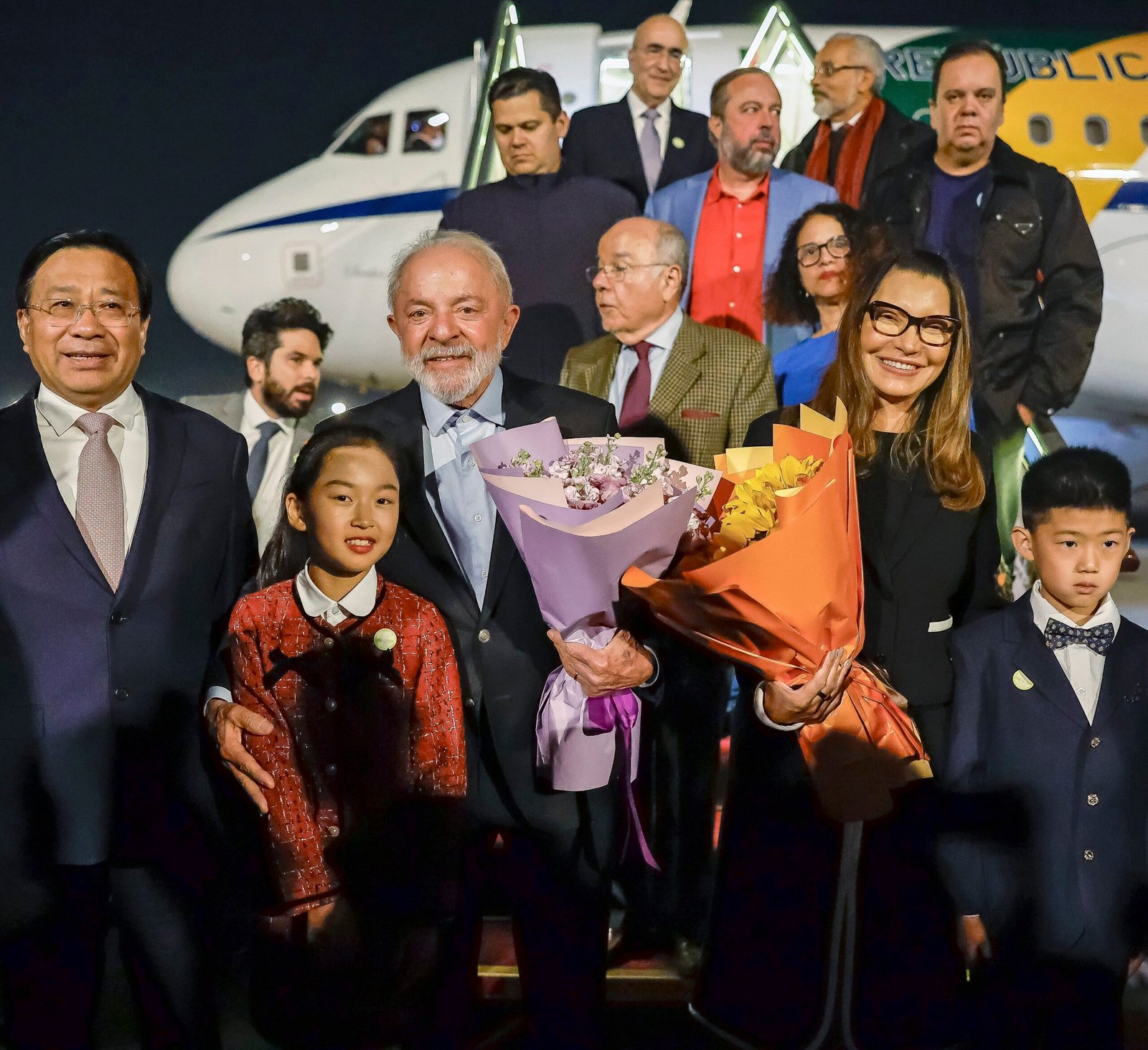 Lula desembarca na China de olho em oportunidades de negócios