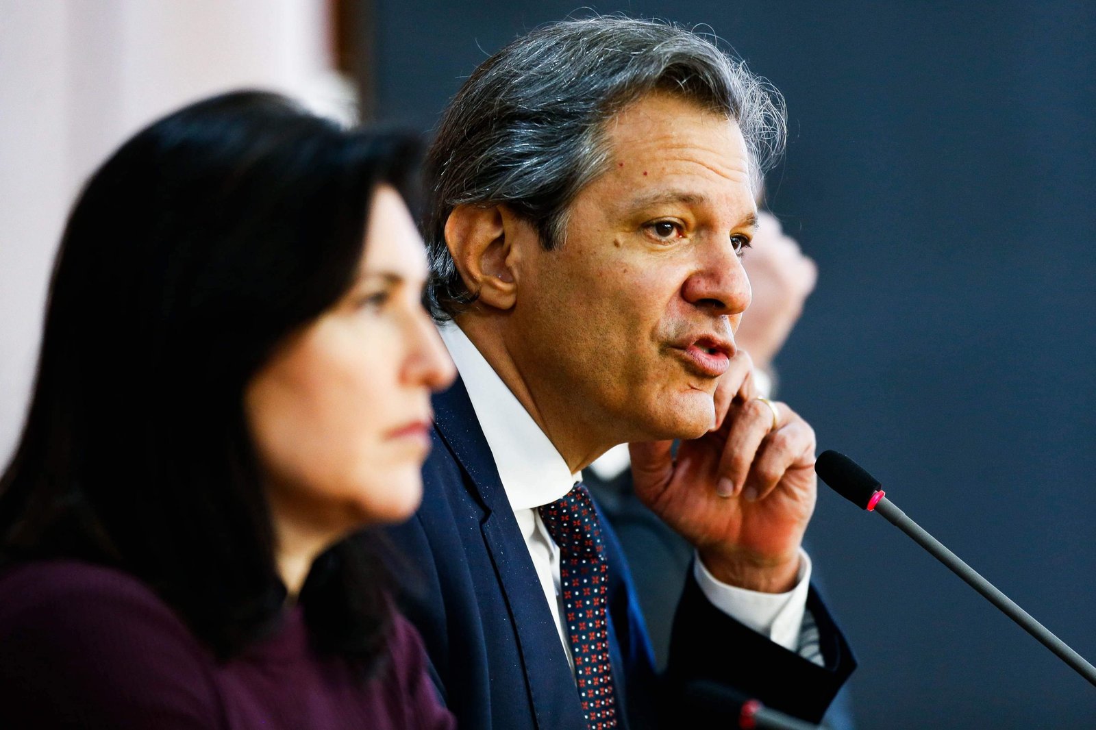 Relembre: em janeiro, Haddad descartou subir IOF para conter alta do dólar