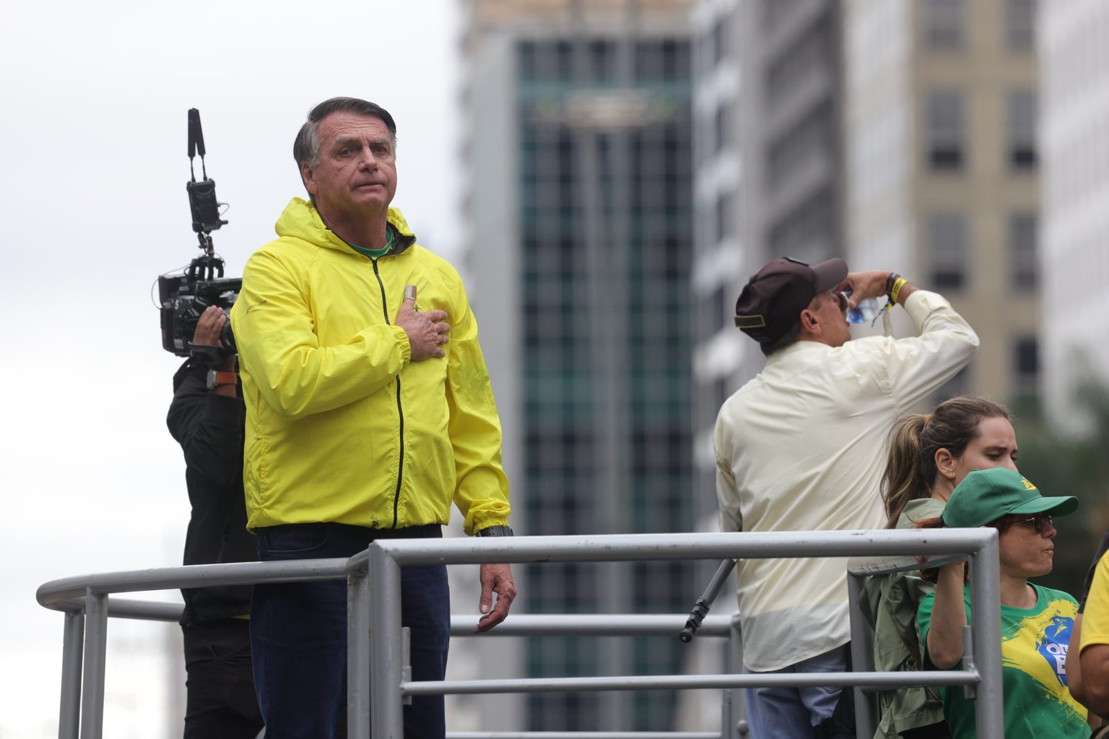 Ordem de Moraes para investigar Eduardo Bolsonaro causa mal-estar no Itamaraty