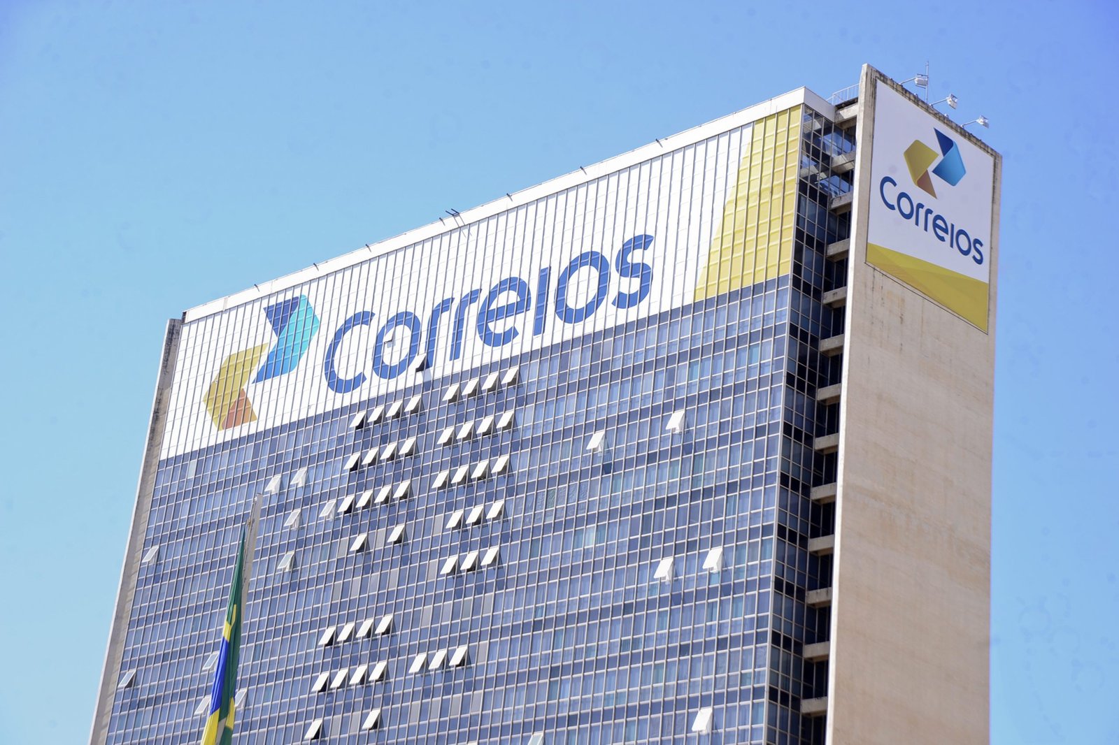 Correios: plano de saúde de funcionários enfrenta crise financeira