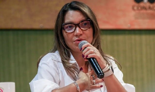Bagunça no governo Lula tem até ministro desmentindo o presidente, que assumiu entreguismo na China