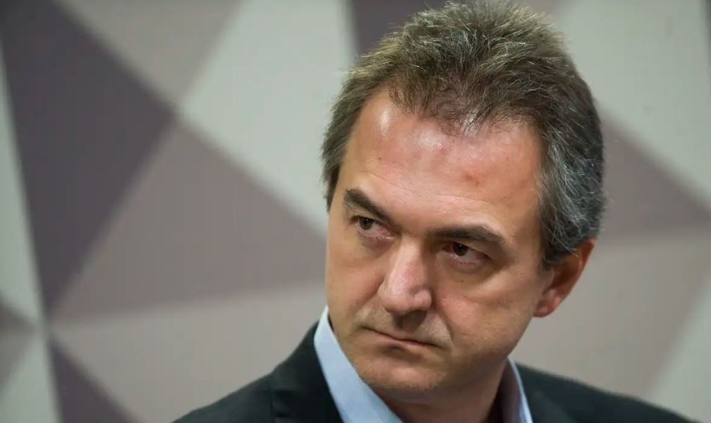 Galípolo se reúne com Joesley para tratar de ativos do Banco Master