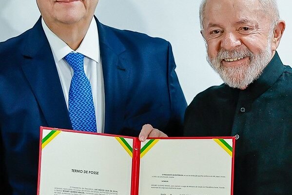 INSS: Zucco quer convocar novo ministro da Previdência