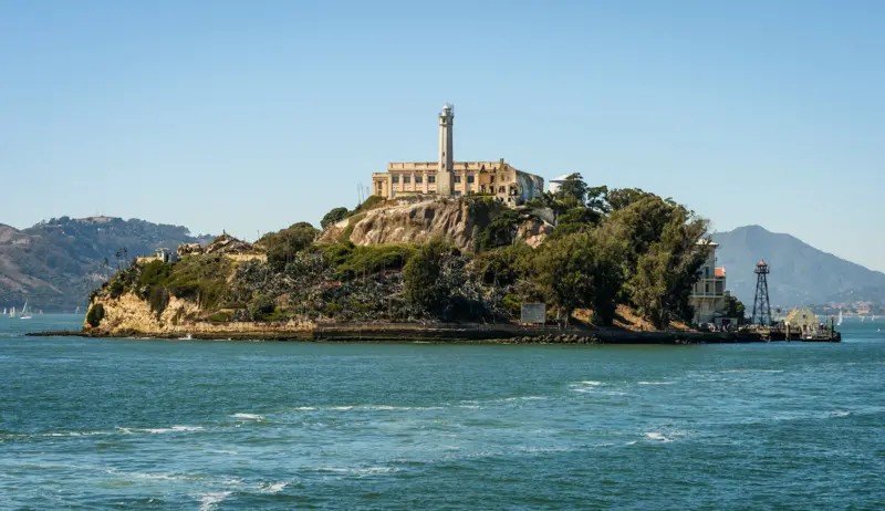 A história da famosa prisão de Alcatraz, que Trump mandou reabrir