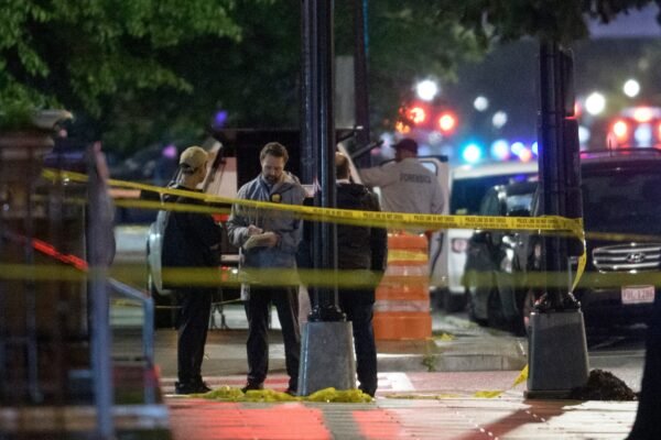 Líderes mundiais repudiam assassinato a tiros de 2 funcionários da Embaixada de Israel nos EUA; veja reações