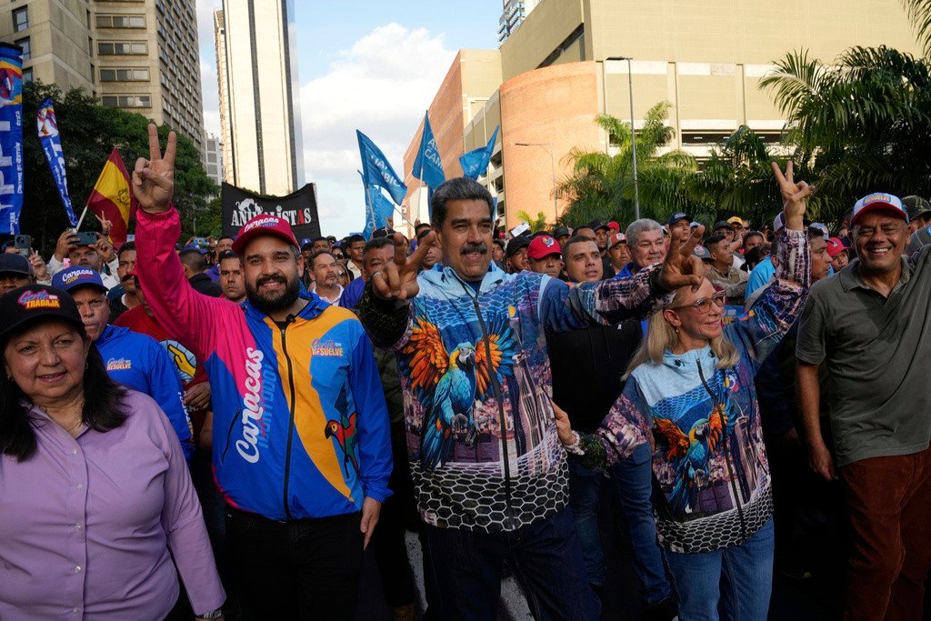 Alta abstenção de eleitores retrata a tragédia venezuelana
