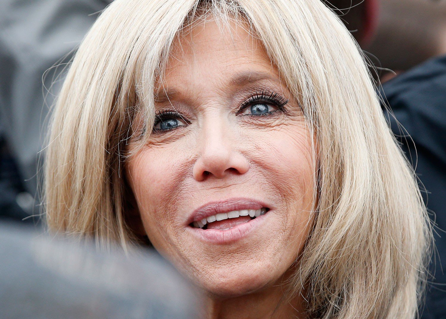 Quem é Brigitte Macron: primeira-dama da França já foi vítima de fake news e de ofensa de Bolsonaro