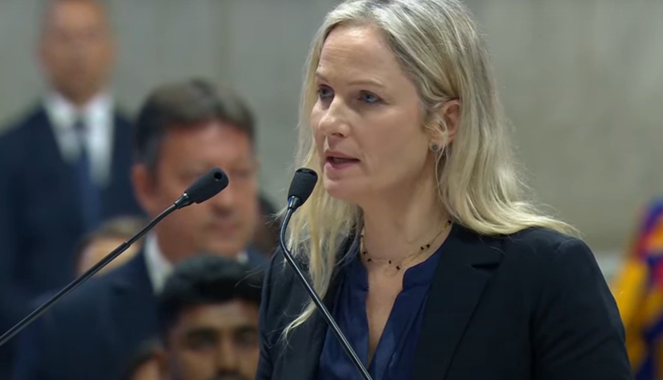 ‘Foi um momento de muita ansiedade’, diz brasileira que leu prece na missa de abertura do conclave
