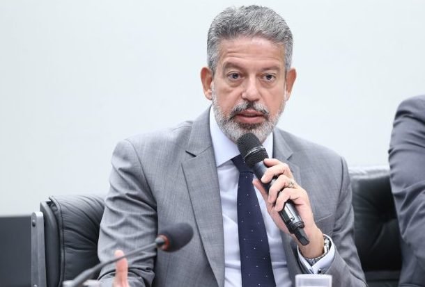 Comissão especial promove debate sobre reforma do Imposto de Renda