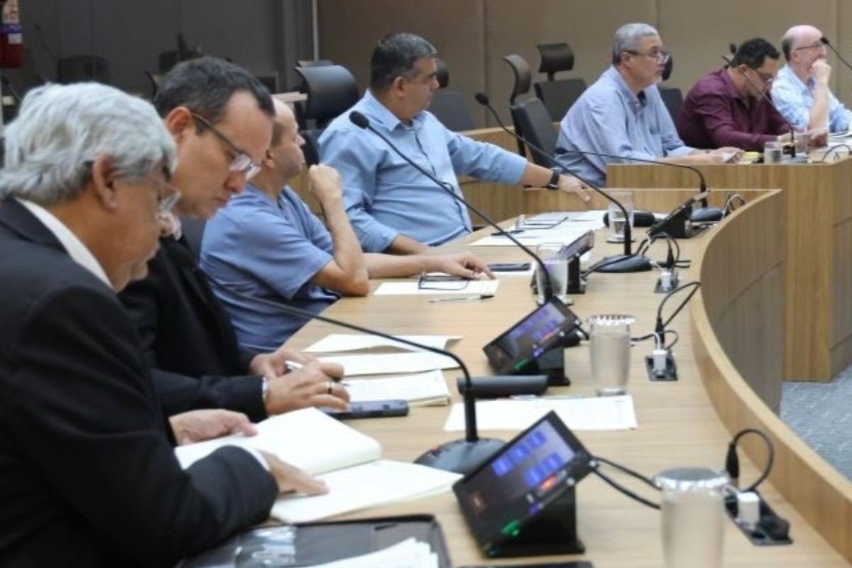 Câmara de Santos aprova Refis com até 90% de desconto em juros e multas; saiba mais