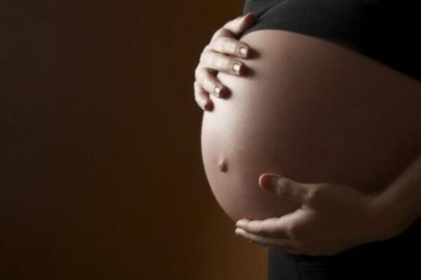 Santos, SP, adota novo protocolo assistencial para reduzir morte materna e infantil; entenda