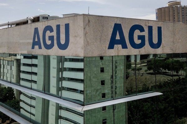 Espanha volta a negar extradição de Oswaldo Eustáquio