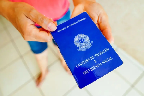 Emprego na Baixada Santista cai mais de 60% em março, aponta Caged