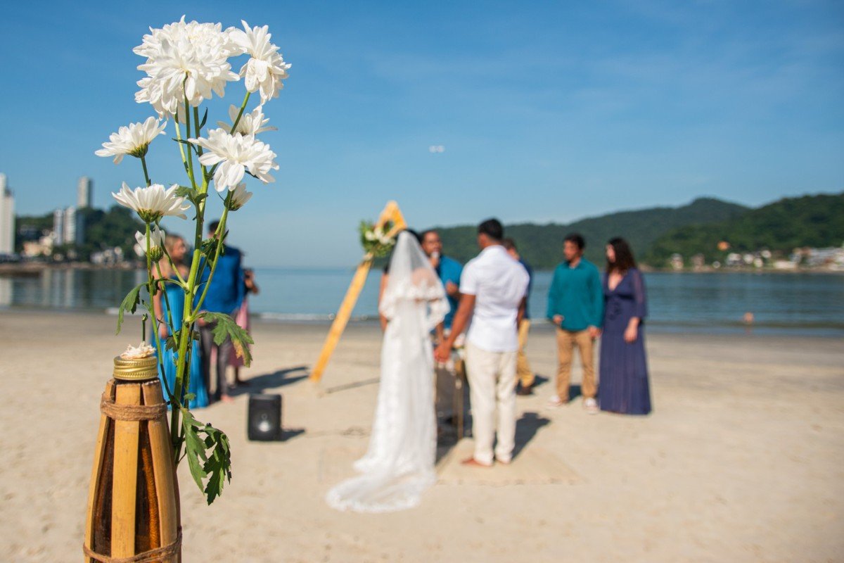 São Vicente, SP, libera casamentos em espaços públicos, incluindo praias e monumentos históricos