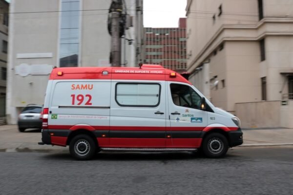 Trotes ao Samu diminuem no 1° trimestre em Santos, SP, mas percentual ainda é alto