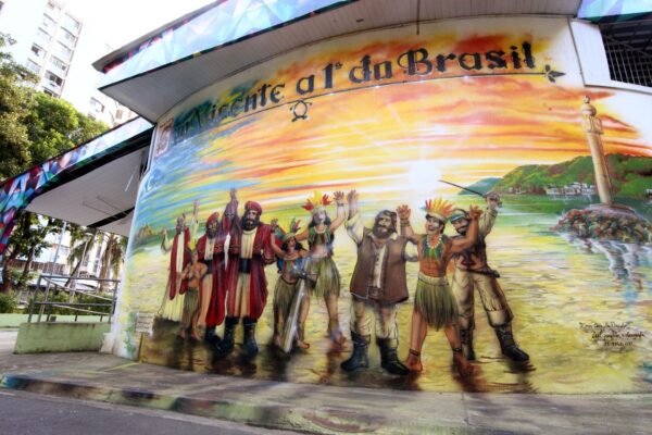 São Vicente, SP, oferece sessões gratuitas de cinema e oficinas na sexta