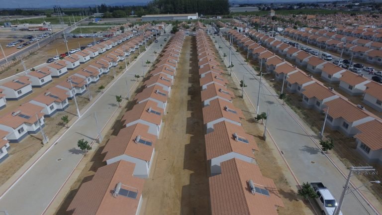 Comissão debate projetos que alteram programa Minha Casa, Minha Vida