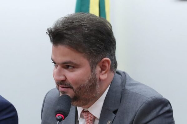 Comissão aprova proibição de divulgação de imagem de vítima de crime ou acidente Comissão aprova proibição de divulgação de imagem de vítima de crime ou acidente