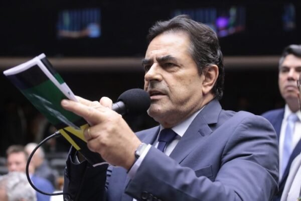 Comissão aprova alívio financeiro a produtos rurais de MG afetados por desastres naturais