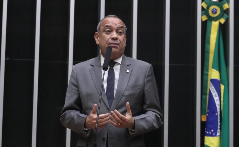 Comissão aprova subvenção para cooperativas de eletrificação rural