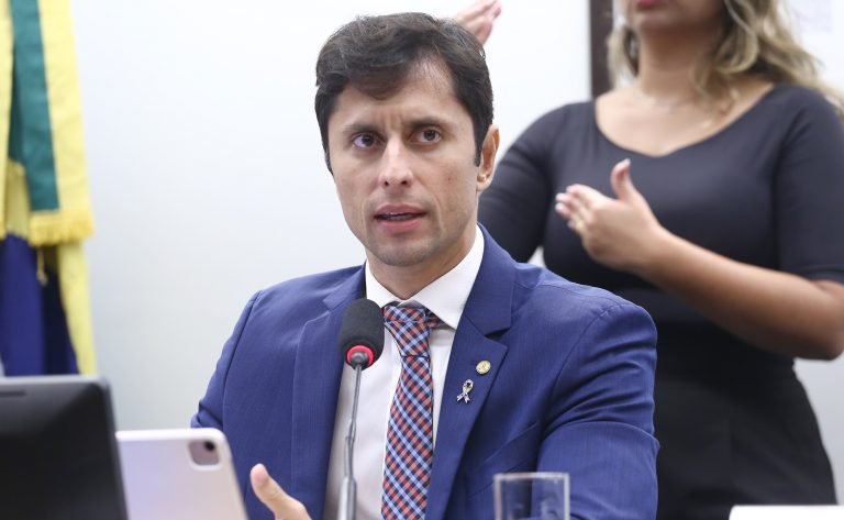 Comissão aprova punição maior para lesão corporal contra pessoa com deficiência