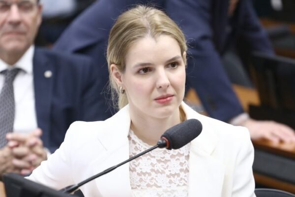 BRICS debate como regulamentar uso da Inteligência Artificial