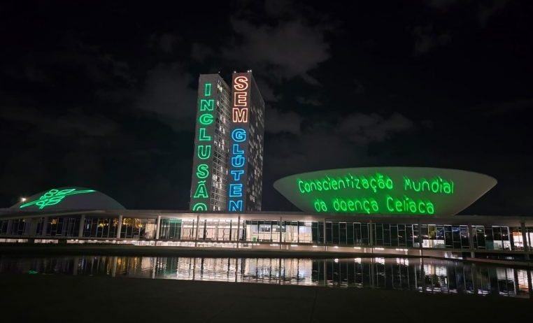 Congresso Nacional recebe projeção de imagem por conscientização sobre a doença celíaca