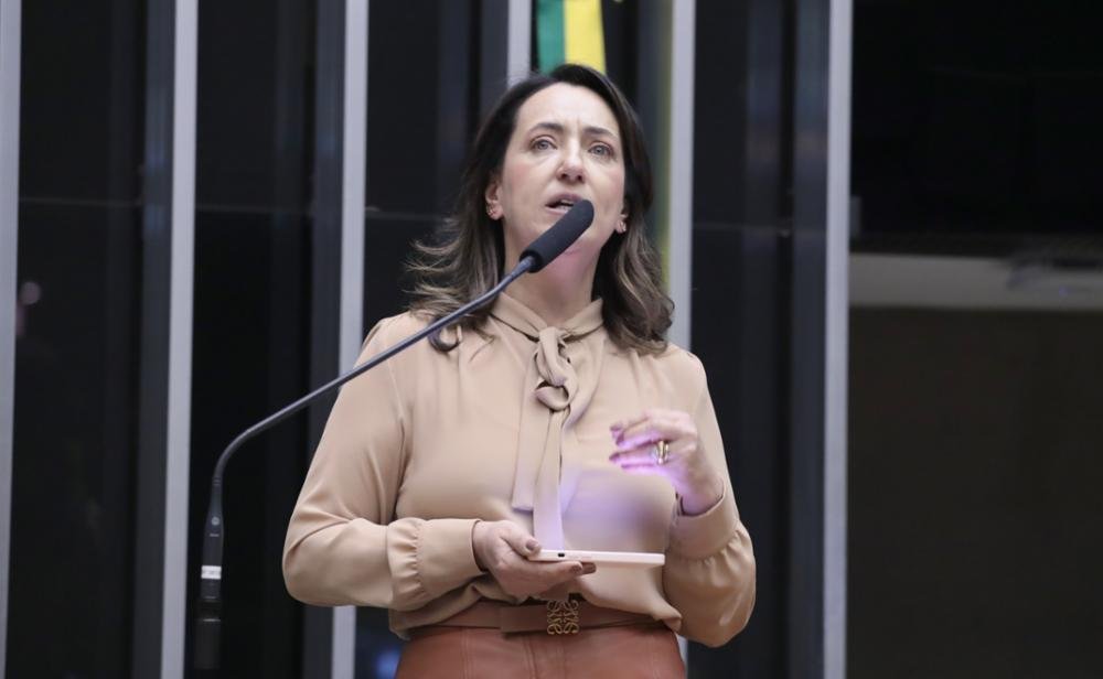 Projeto reduz ‘sigilo de 100 anos’ no poder público para apenas 10