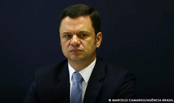 Moraes questiona ex-secretário do Ministério da Justiça sobre postagens em redes sociais